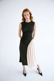 Waist Cut-Out Dress in Black