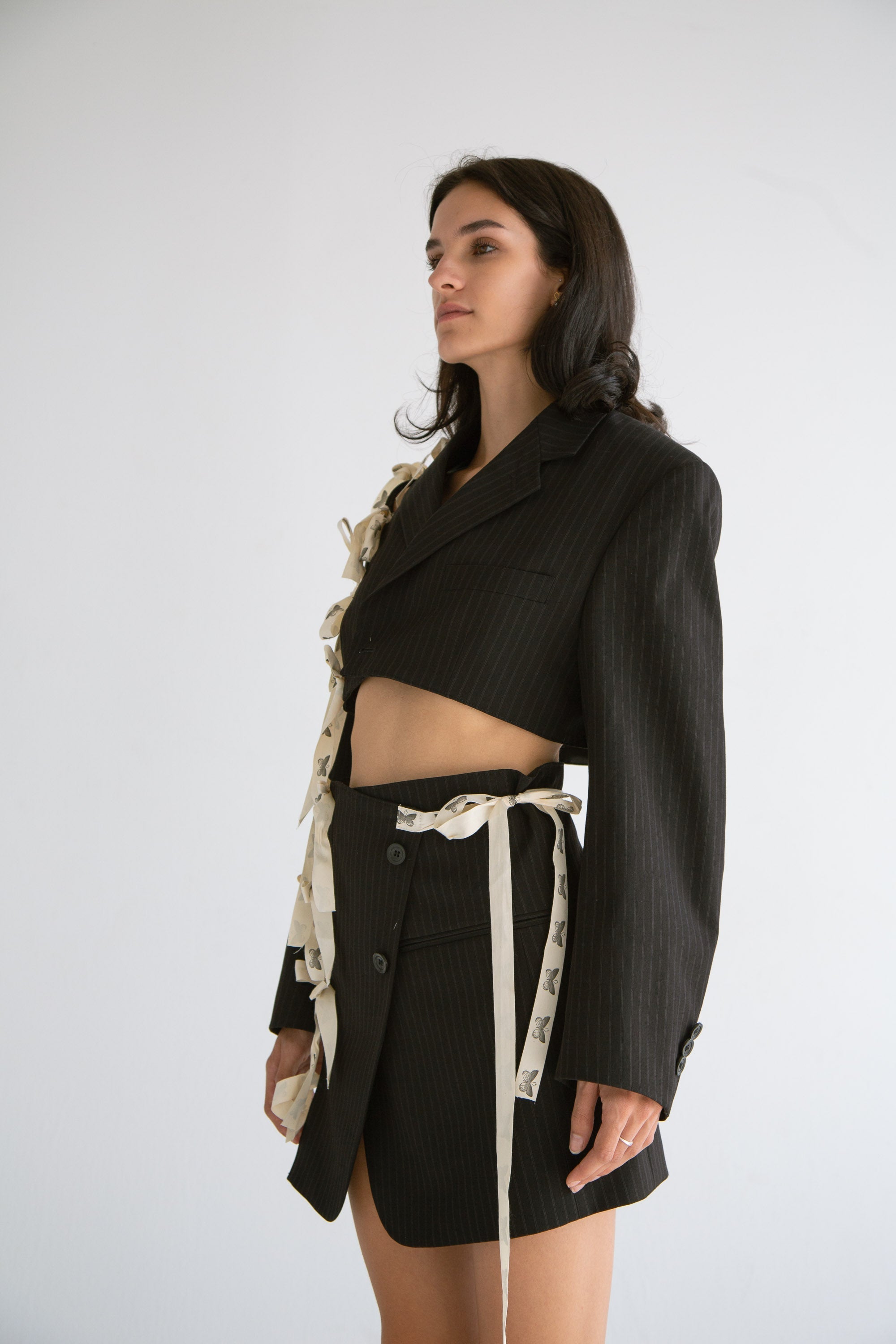 Shoulder Cut-Out Crop Blazer Set in Black